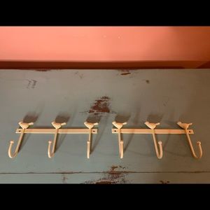 Urban Outfitters Pair of Two Birds hooks. Excellent condition.